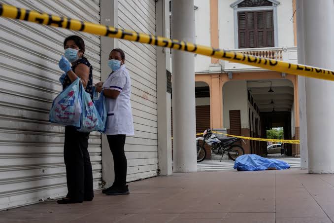 COVID-19: Over 100 bodies litter the streets in Ecuador