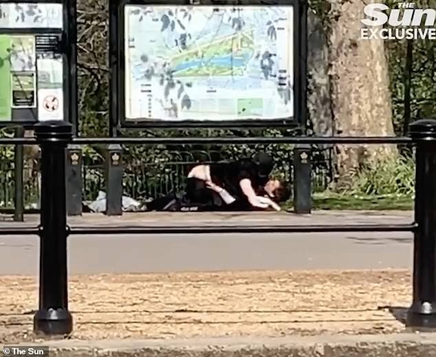 Lockdown: Couple caught having sex on the street in London (Photos)