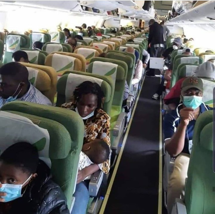 208 Nigerians return in last evacuation flight from U.S.