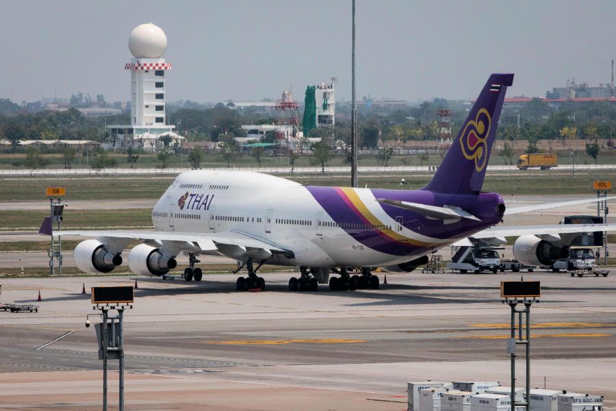 Thailand extends ban on international flights until April 30