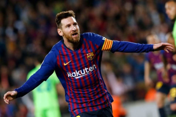 Messi fires nervous Barcelona to victory over Levante