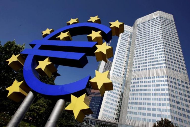 ECB says pandemic amplifies pre-existing financial risks