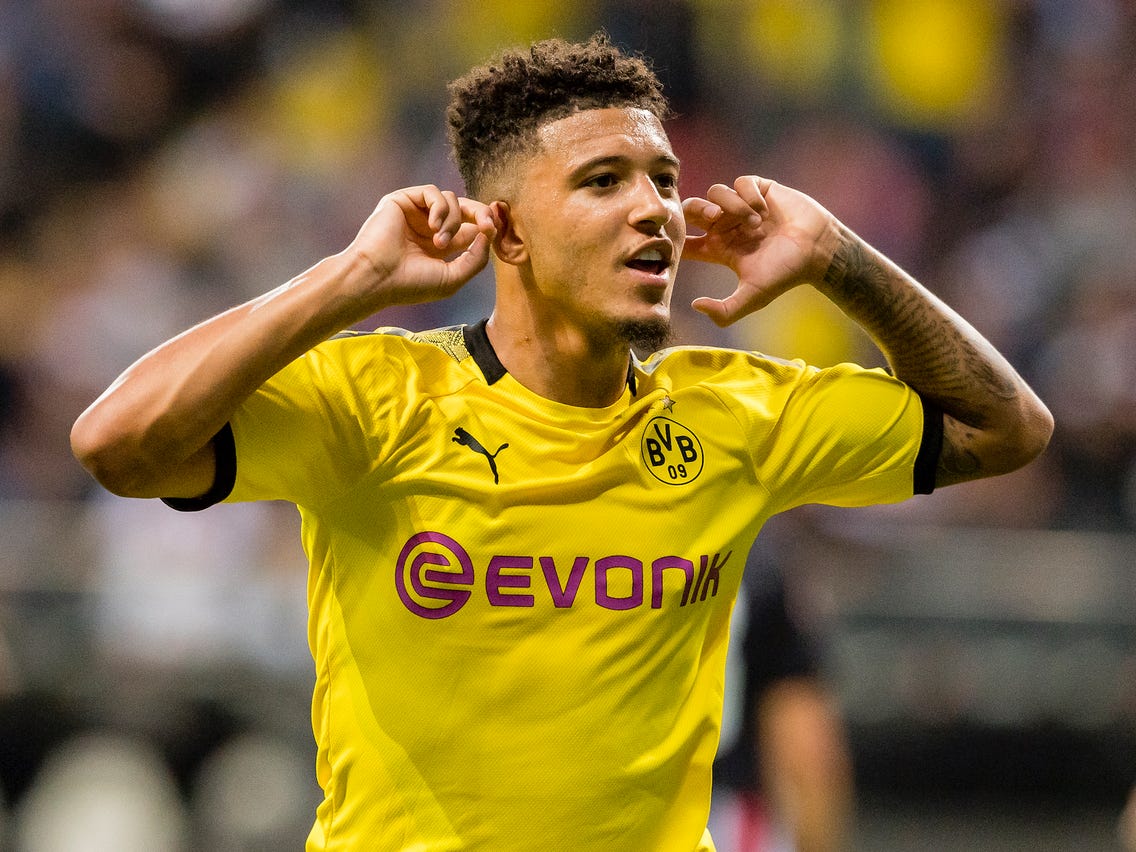 Dortmund’s Sancho, Akanji fined for getting haircuts without face masks