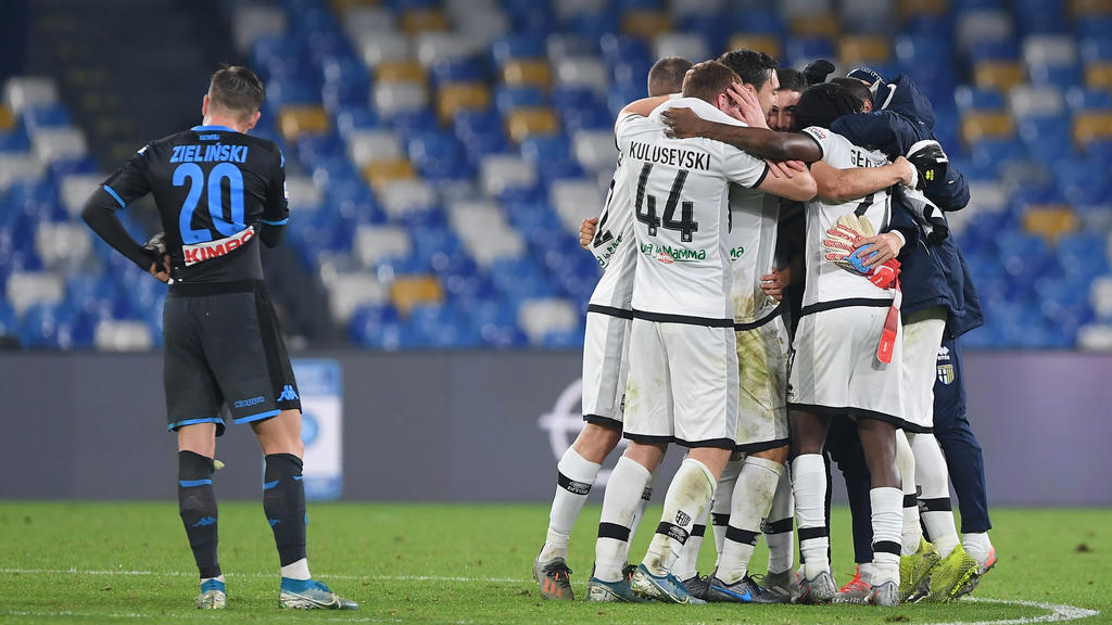 Parma beat Napoli to avert relegation