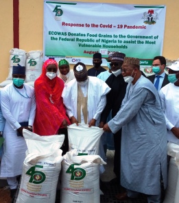 ECOWAS donates 4,000 tonnes of food items to Nigeria