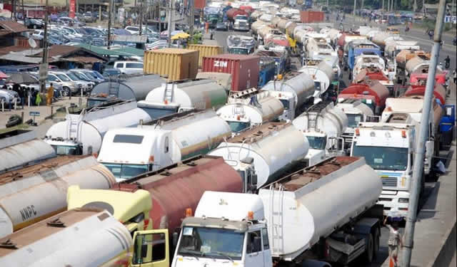 Tanker drivers begin strike in Lagos