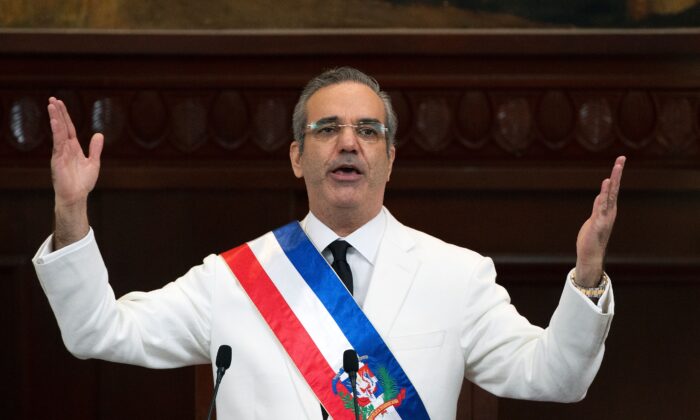 Abinader sworn in as new Dominican Republic president