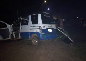 Man dies as trailer rams into shuttle bus in Anambra