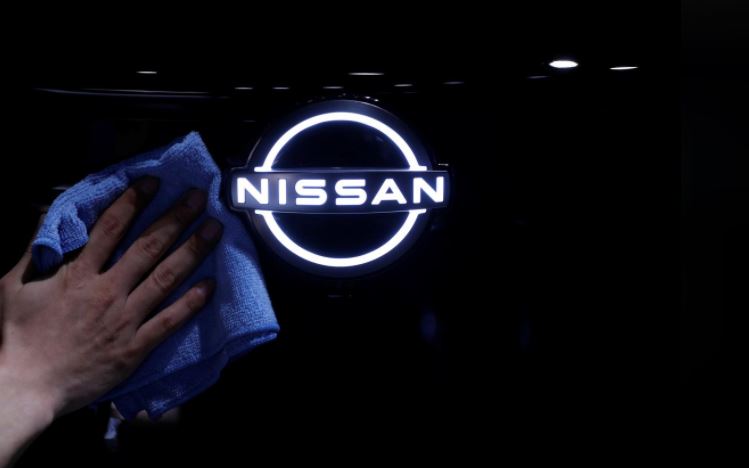 Nissan develops techniques to speed up production of carbon fibre parts