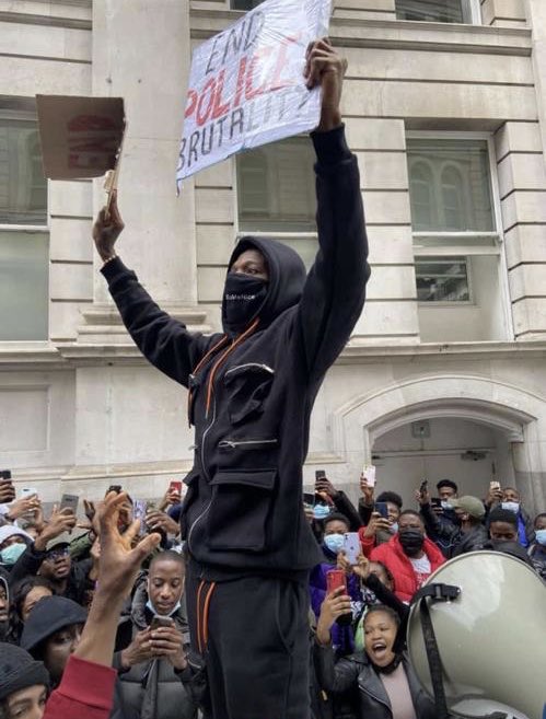 VIDEO: Wizkid at the #EndSARS protest in London