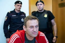 Navalny supporters call for torchlight protest on Valentine’s Day