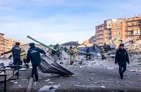 Strong blast destroys supermarket in southern Russia