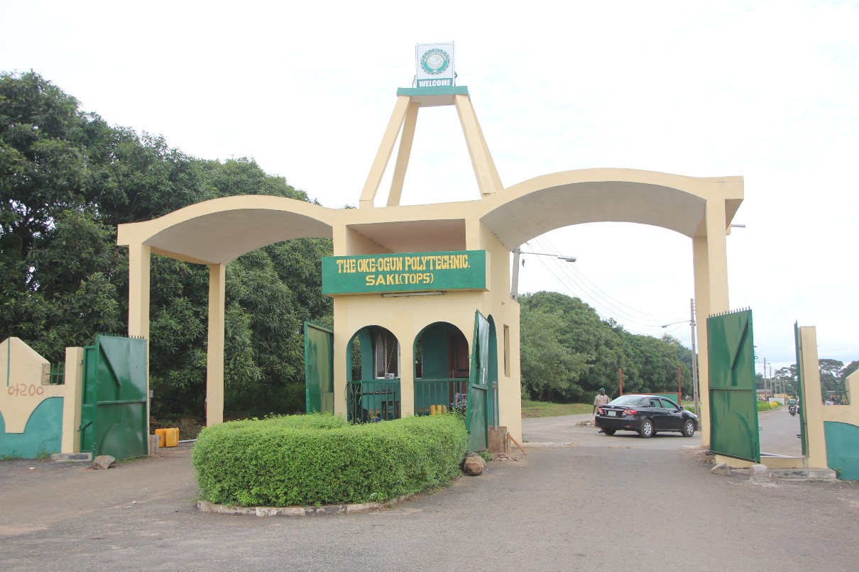 Oke-Ogun Poly workers protest against casualisation