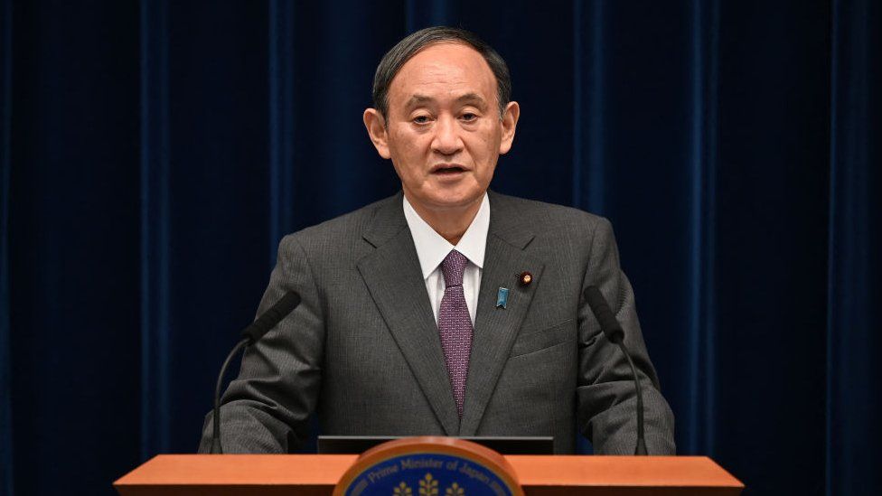 Japanese prime minister announces intention to step down