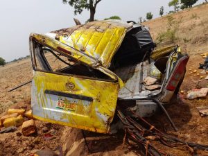 3 die, 21 injured in Ogun multiple road road crashes